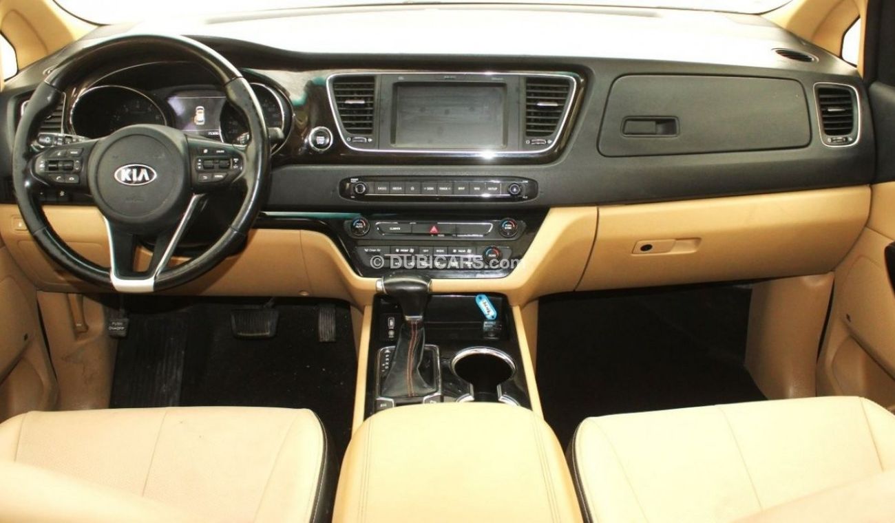 كيا كارنيفال SXL كيا كرنيفال 2019 خليجي بحالة ممتازة