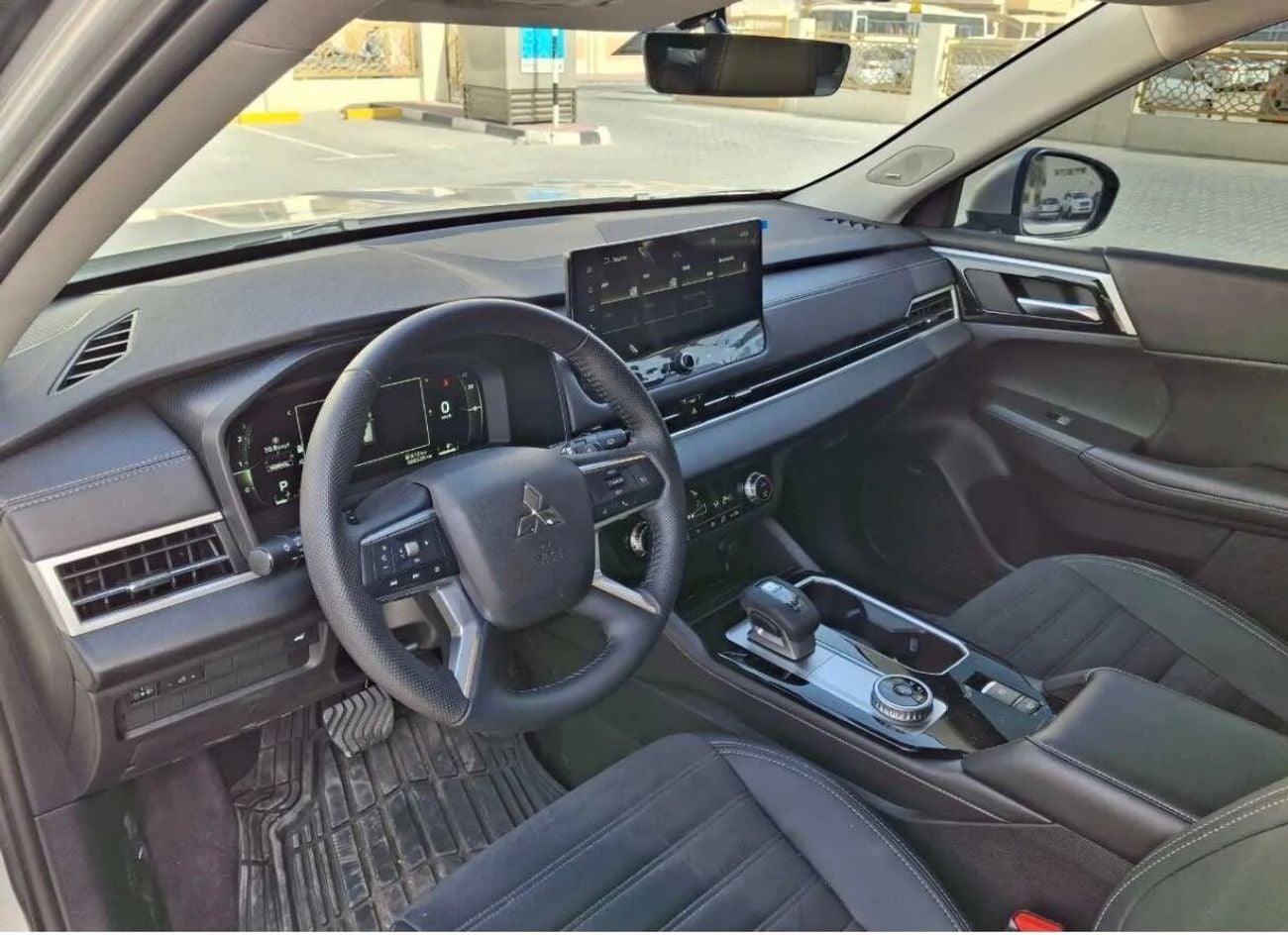 Mitsubishi Outlander GLX High 2.4L