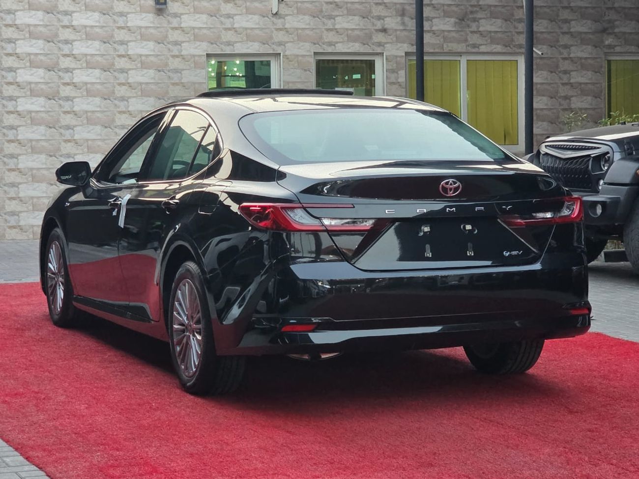 Toyota Camry GLE 2.5L Hybrid