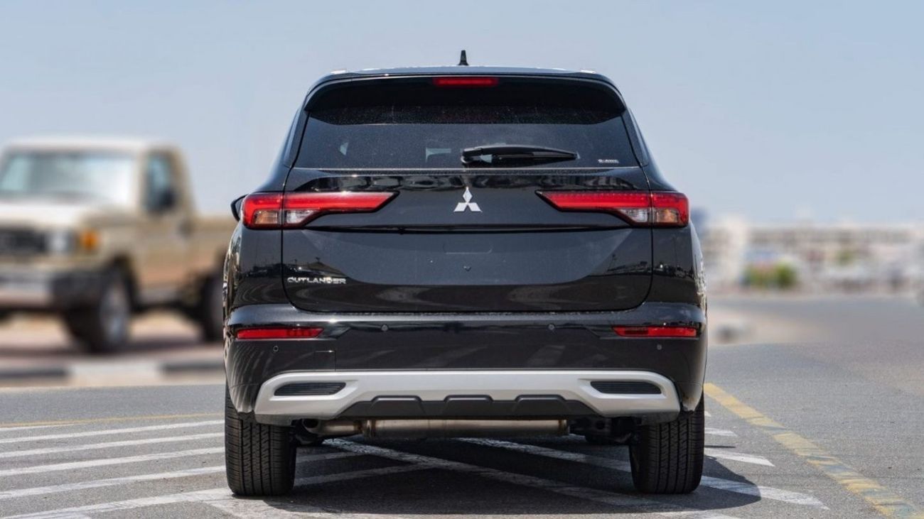 ميتسوبيشي آوتلاندر 2024 Mitsubishi Outlander 2.5L petrol AT