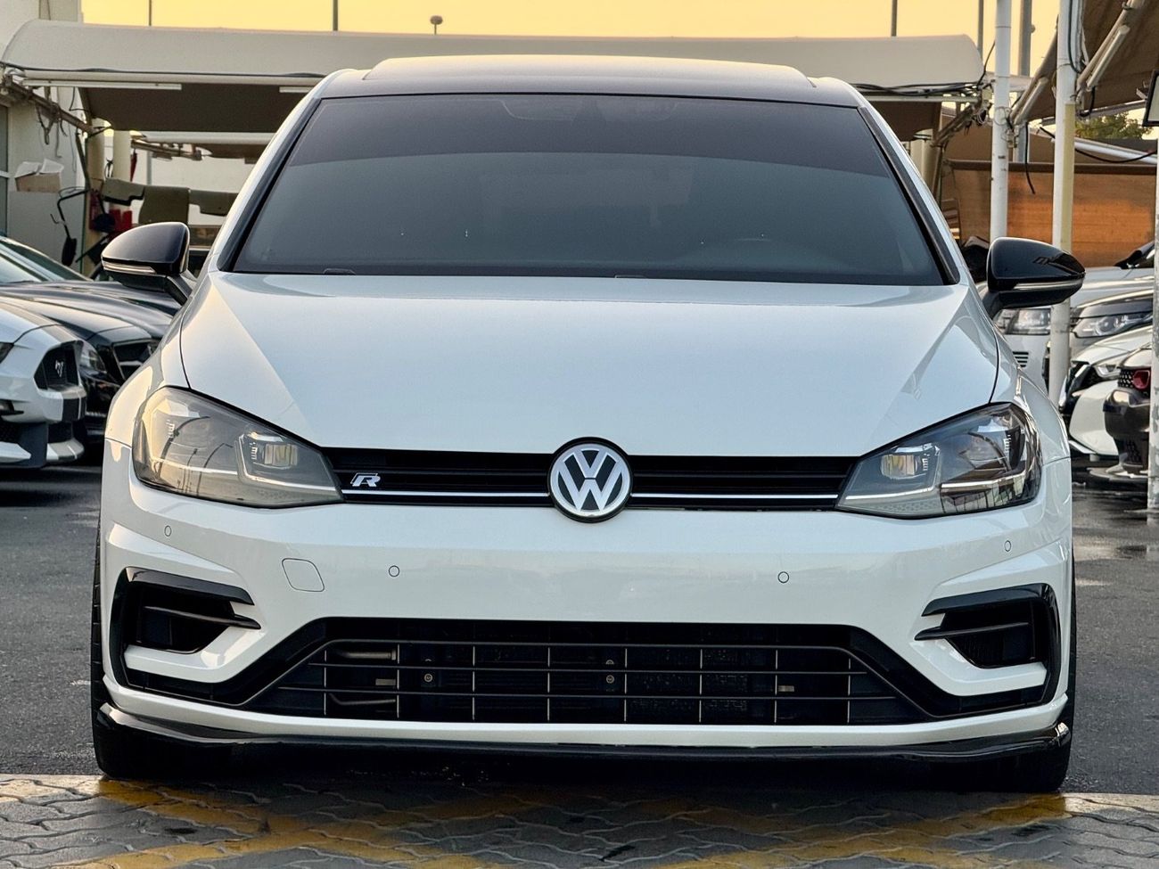 Volkswagen Golf R