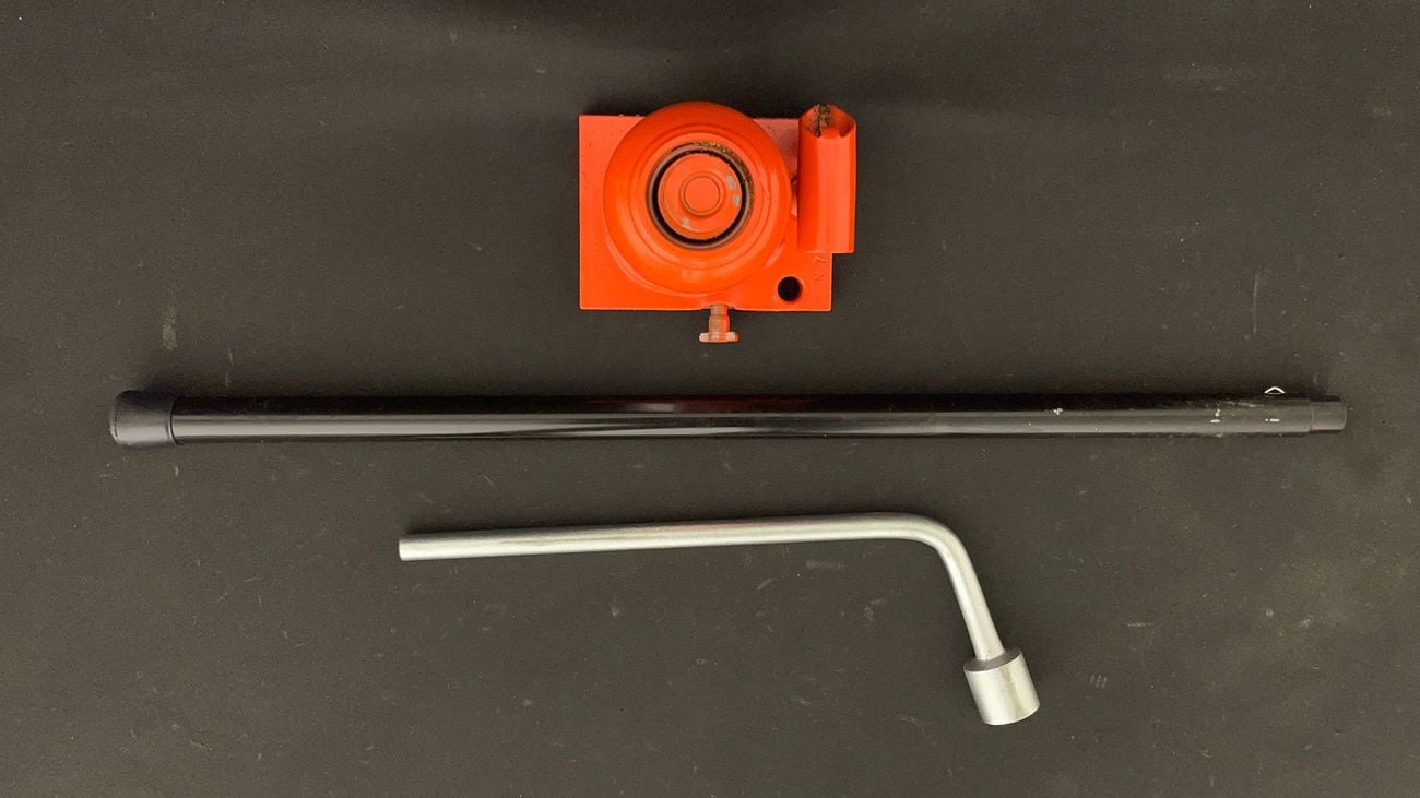 Mitsubishi Pajero GLS LOWLINE 3.5 | Zero Down Payment | Home Test Drive