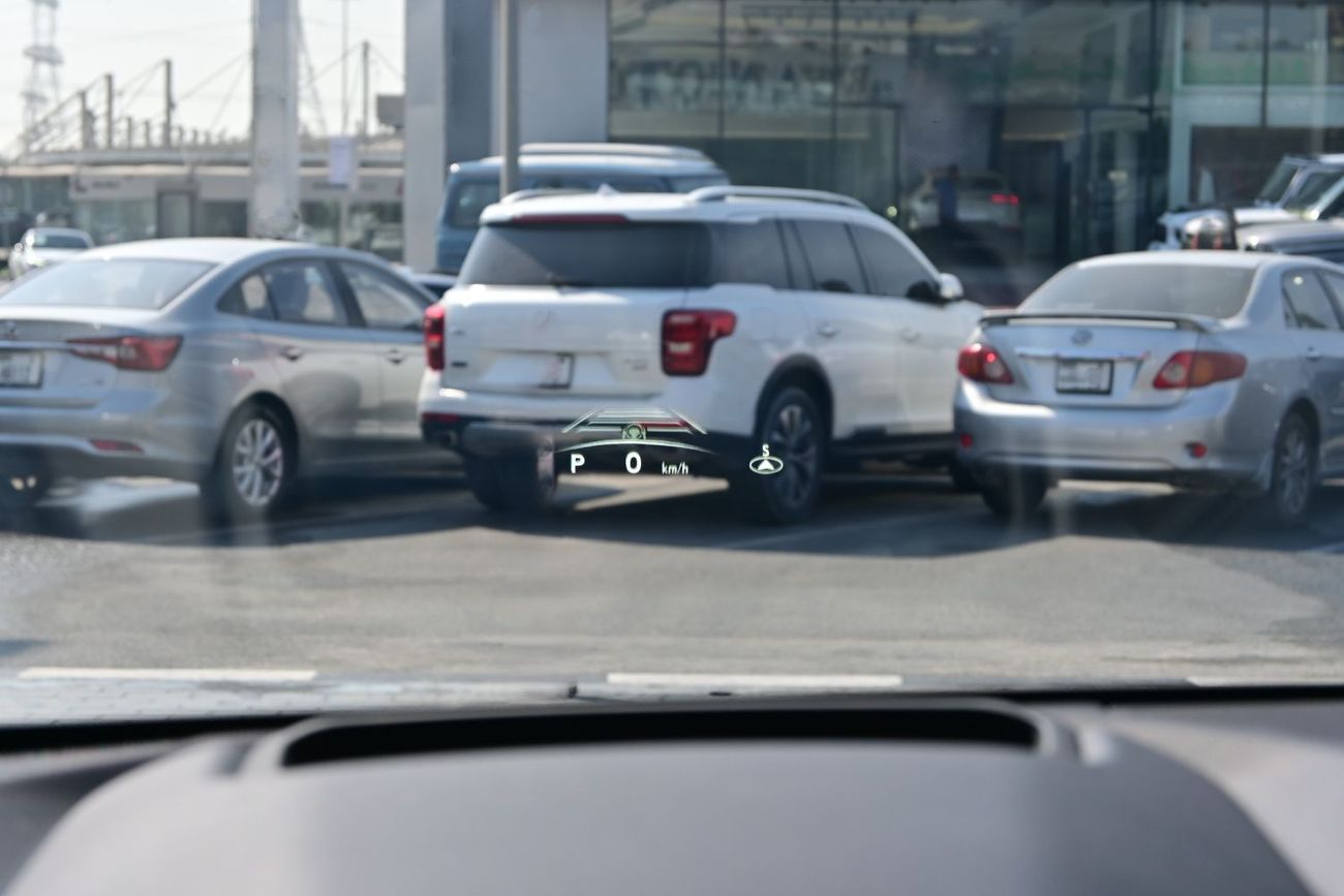 لكزس NX350h Lexus NX350h Platinum 2.5L Hybrid AWD, Model 2025 Color White