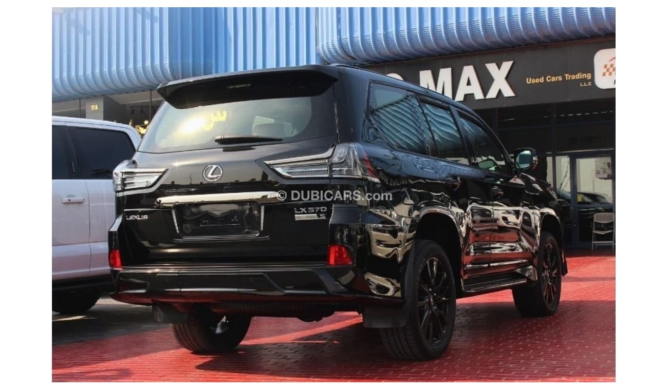 Lexus LX 570 Signature Black Edition