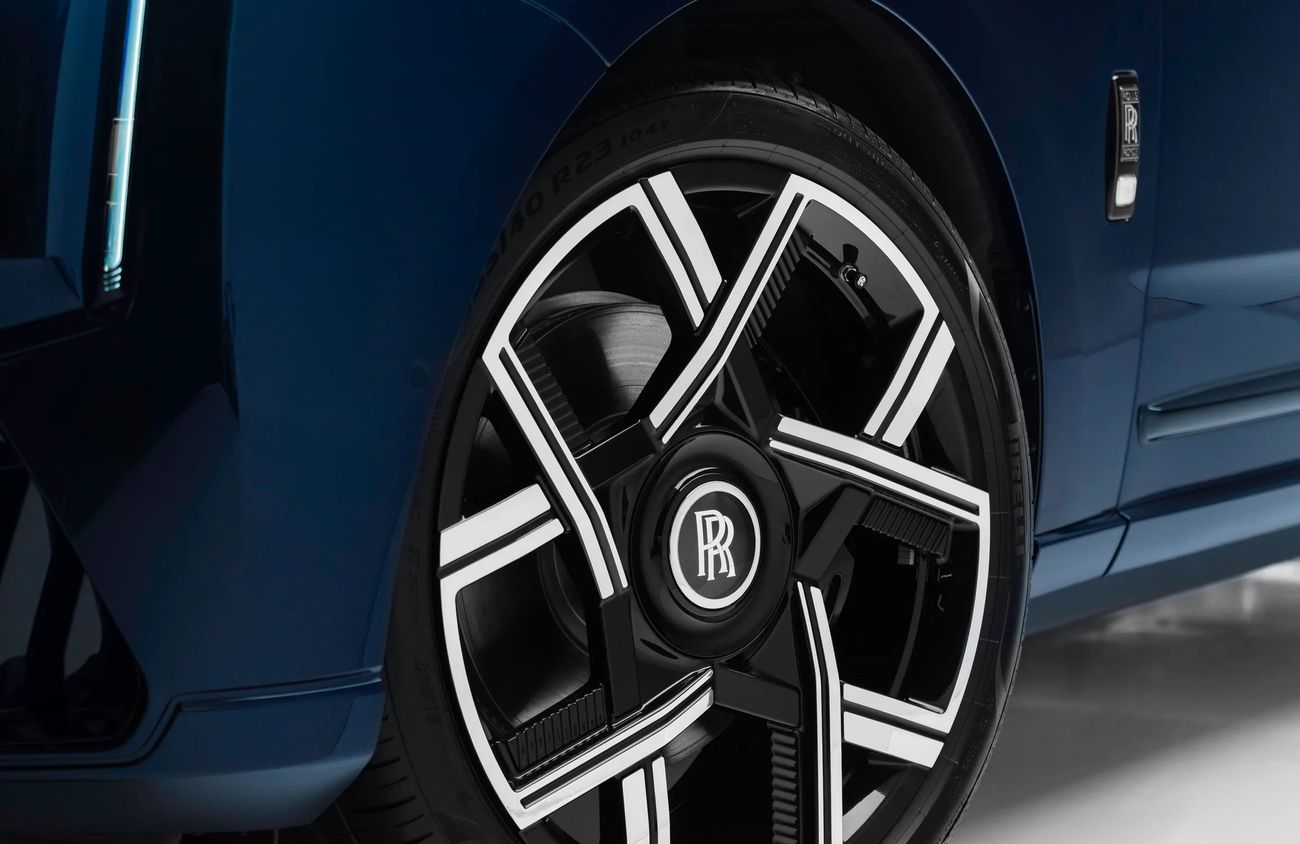 رولز رويس كولينان 6.75L V12 Twin-Turbocharged Engine