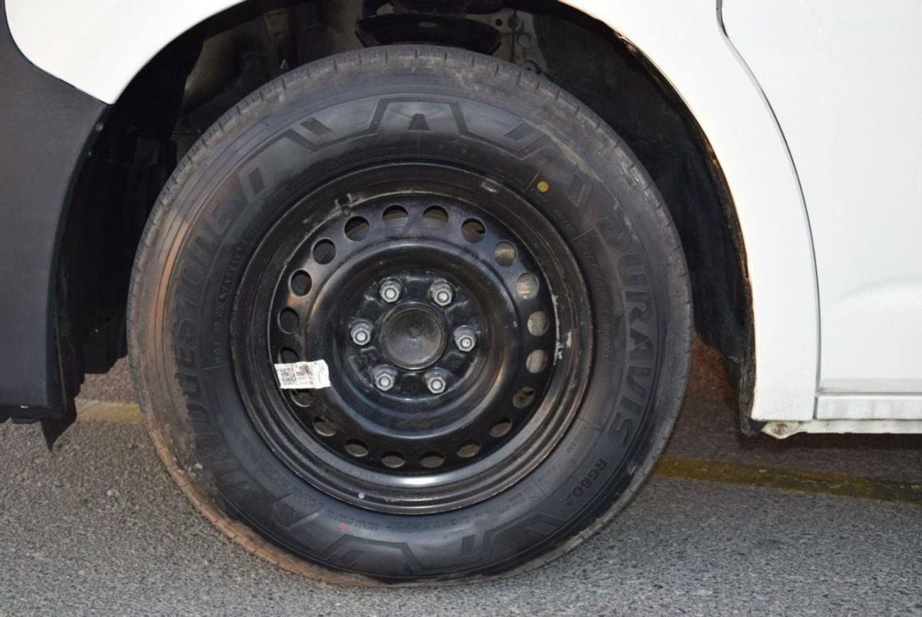 Toyota Hiace Van High Roof