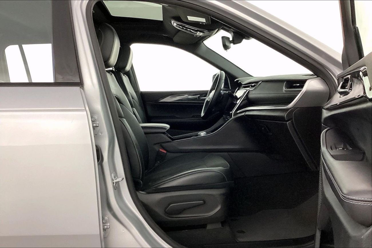 Jeep Cherokee Altitude | Carnival Sale • UP TO AED 20,000 OFF | Guaranteed Warranty | 0 Down Payment