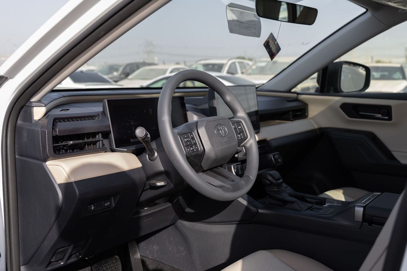 Toyota RAV4 Toyota RAV4 XLE | 2026 | GCC | BRAND NEW | AWD | V4 2.0L | White