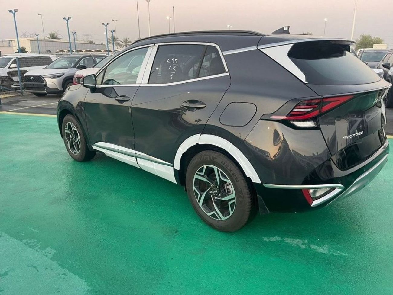 Kia Sportage LX 1.6L - Automatic . Petrol . Front Wheel Drive . 5 Seats . 5 Doors - 2025 MODEL