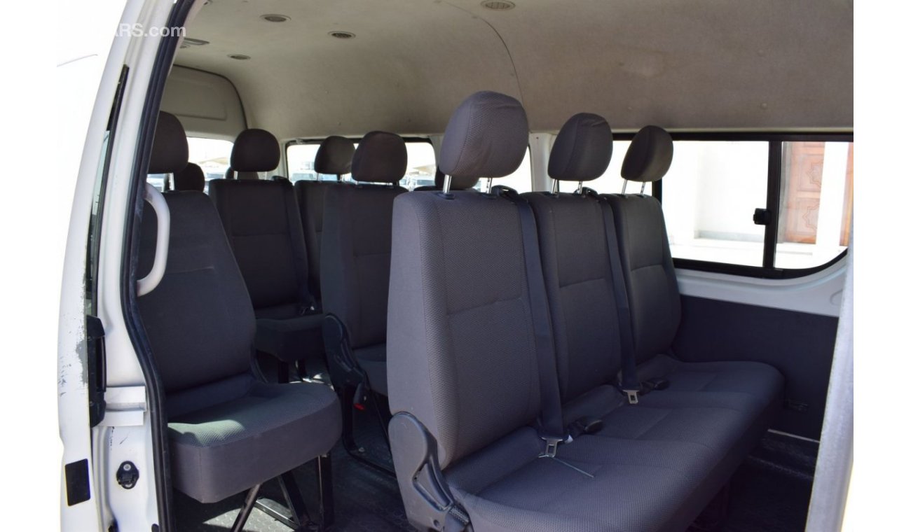 Toyota Hiace Toyota Hiace Highroof Bus GL, model:2011. Excellent condition