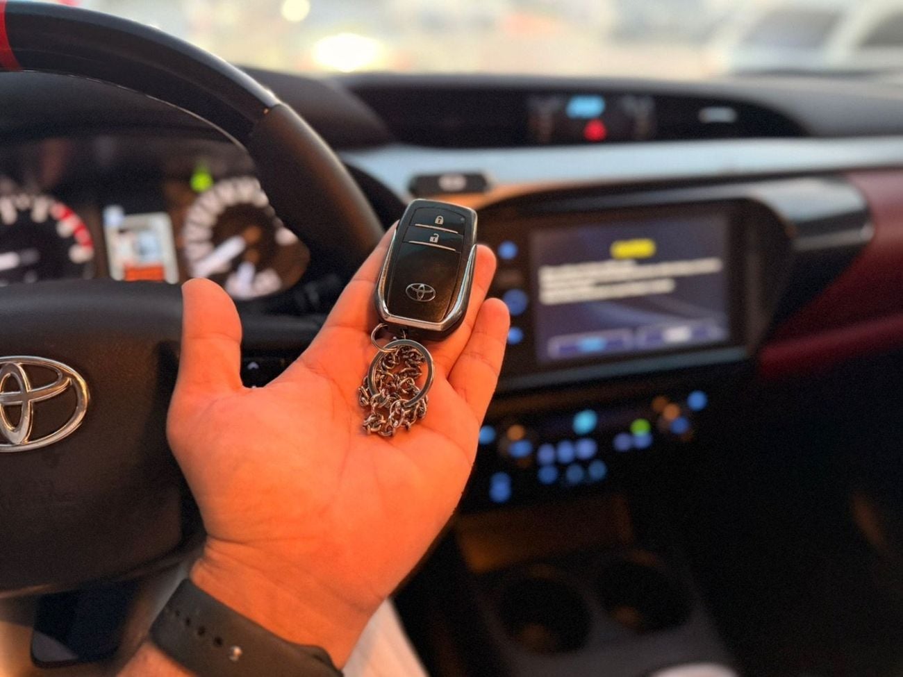 تويوتا هيلوكس S GLX 2.4L AWD A/T