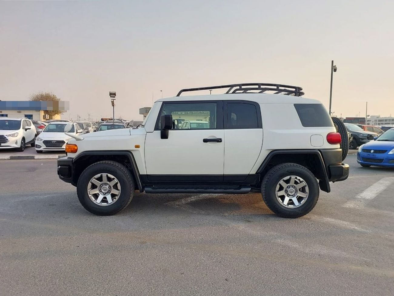 Toyota FJ Cruiser TOYOTA FJ CRUISER SUV RHD 2014 MODEL 4.0 L PETROL AUTOMATIC(PM29235)