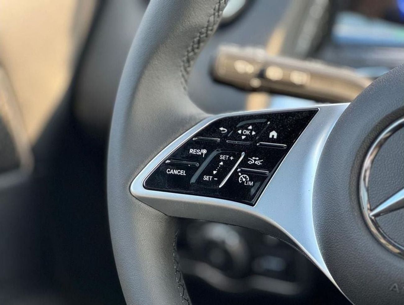 مرسيدس بنز EQB 260 MERCEDES BENZ  EQB 260  2024