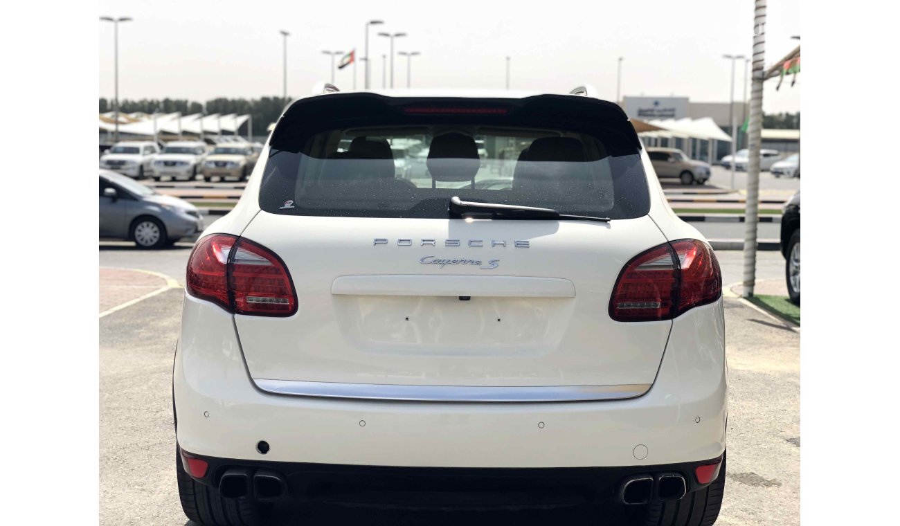 Porsche Cayenne S خليجي مالك واحد تشيكات وكالة بانوراما فول اوبشن