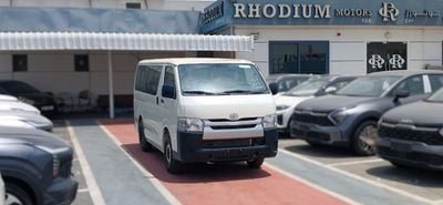 تويوتا هاياس 2.5L Diesel Manual Passenger 2026YM