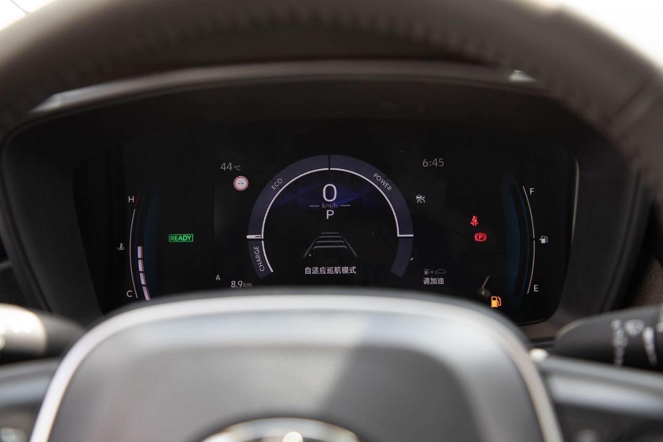 تويوتا كورولا 2025 Toyota Corolla Elite 1.8 - Hybrid - White Inside Black | Export Only