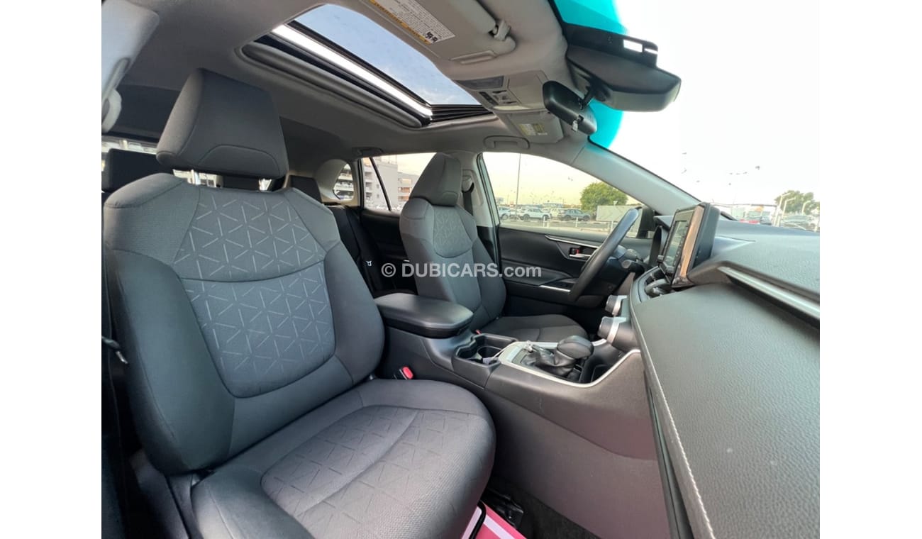 Toyota RAV4 Xle sunroof