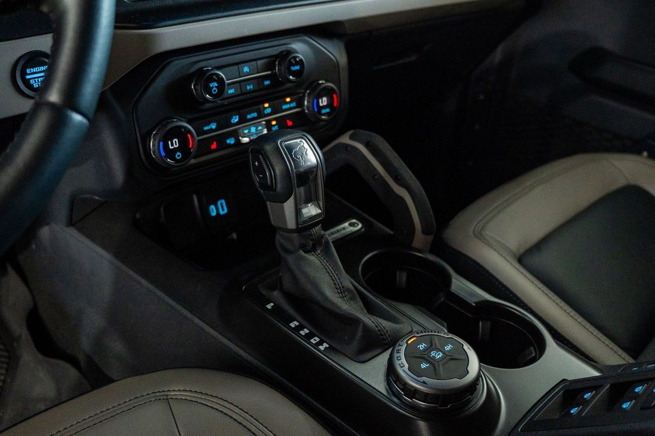 Ford Bronco Big Band 4 Door / Ford Warranty & Service Contract / Offroad Modifications