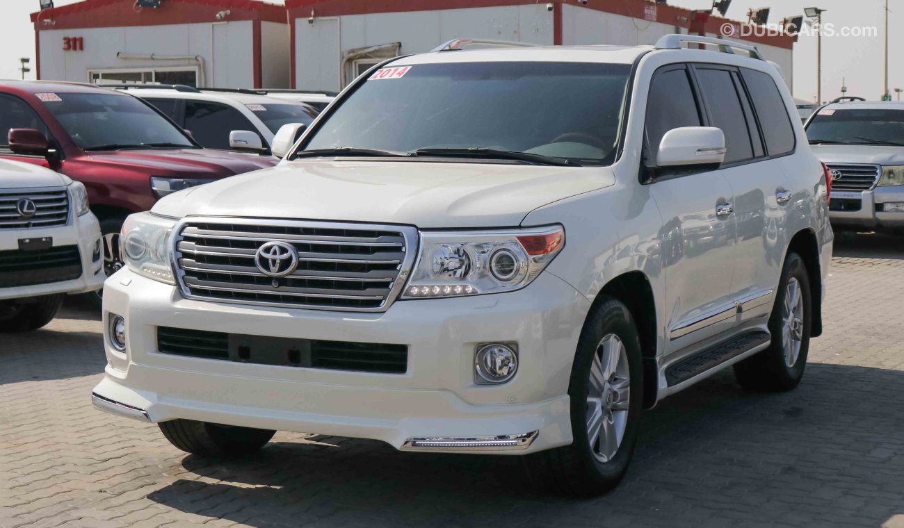 Toyota Land Cruiser VXR V8