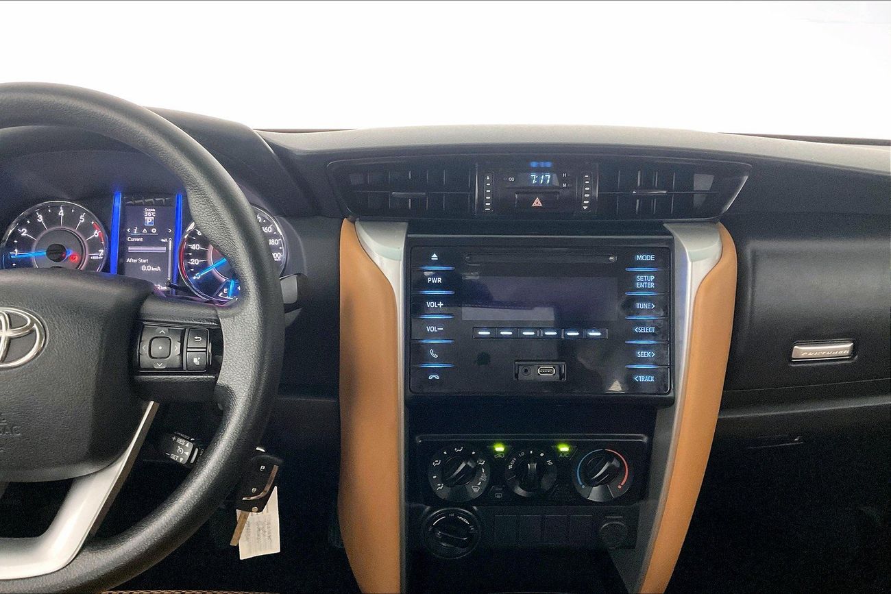 تويوتا فورتونر EXR | شامل الضمان | 0 ﺪﻔﻋﺓ ﺃﻮﻟﻯ