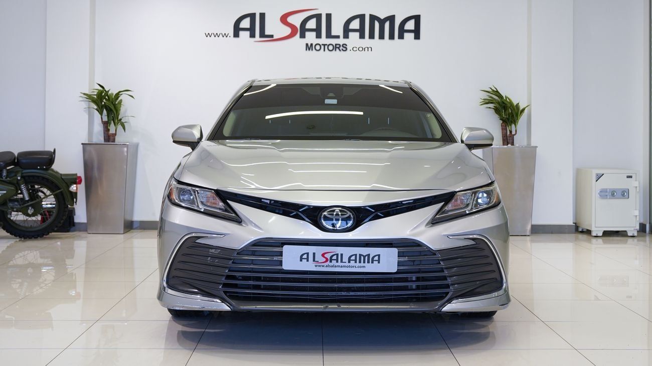 Toyota Camry LE STD 2.5L (204 HP)