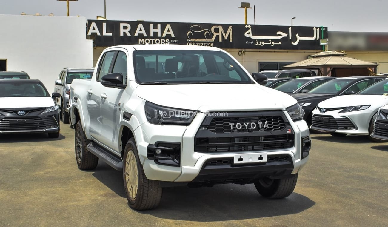 تويوتا هيلوكس GR Sport 4.0 L V6