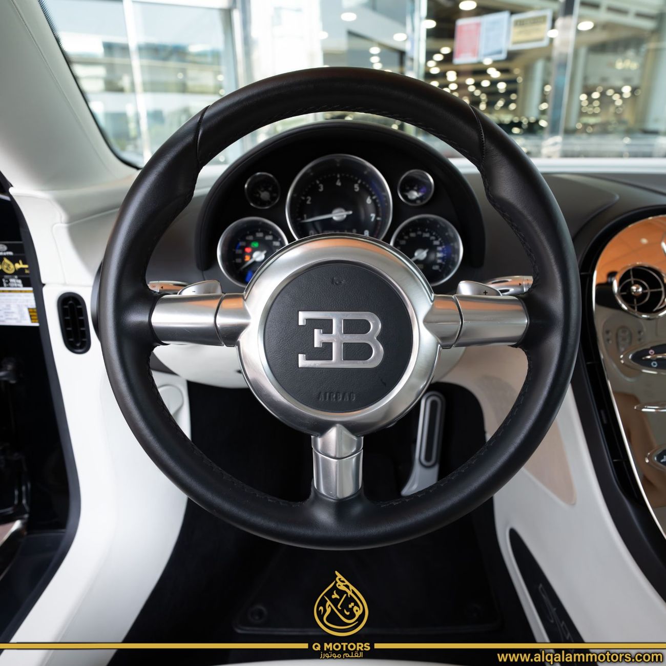 بوغاتي فيرون 2010 BUGATTI VERYON NOCTURNE GCC DONE ONLY 4000KM WITH 2 YEARS SERVICE CONTRACT