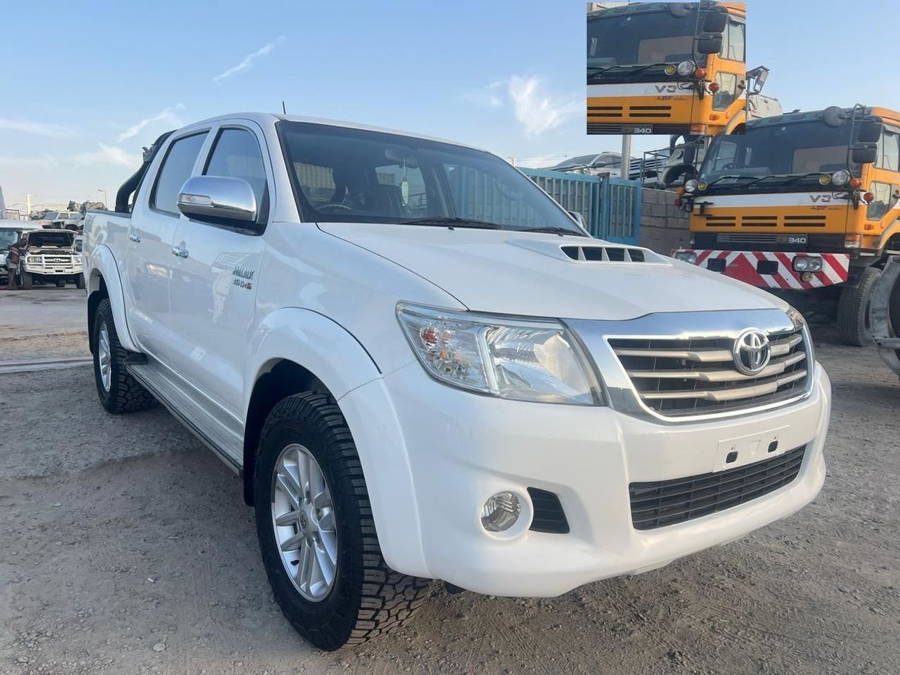 Toyota Hilux DIESEL 3,0 LITER RIGHT HAND DRIVE AUTOMATIC