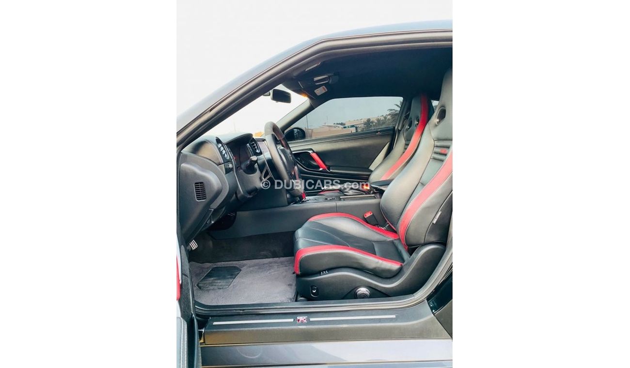 Nissan GTR Std Std Nissan GT-R 2016 GCC full option Alfa 6 perfect condition original paint