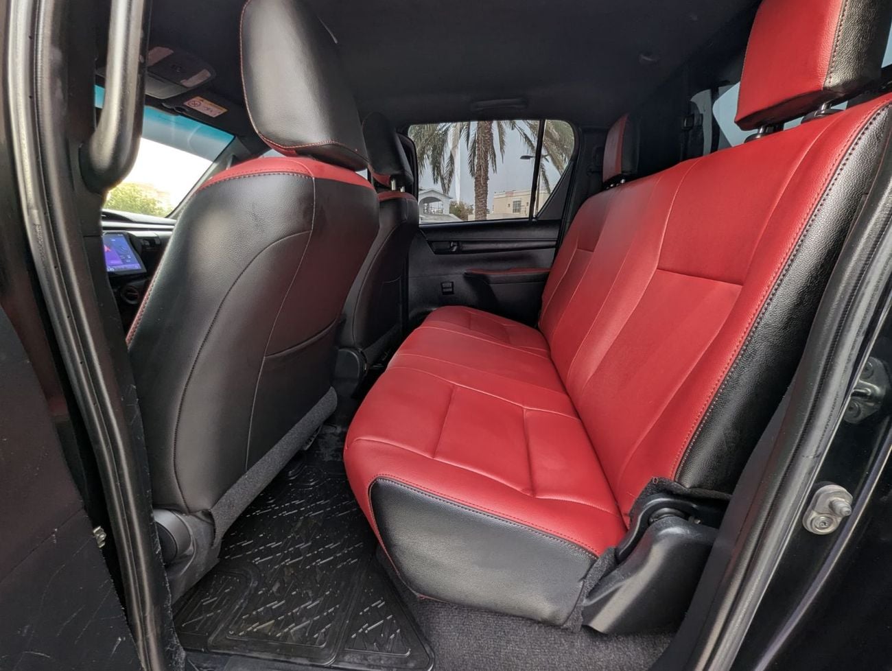 Toyota Hilux Modified to Adventure LHD 2.7L V4 2TR Petrol engine push start Automatic transmission 4WD 5 Seats 4