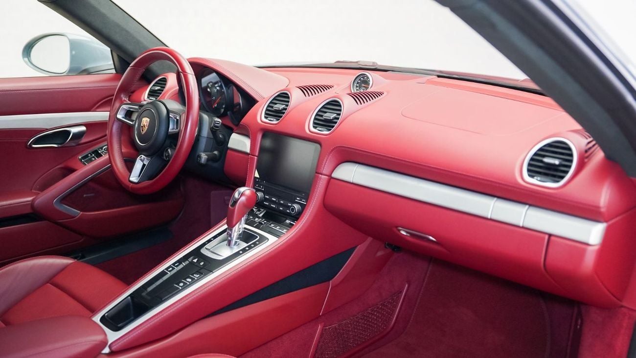 Porsche 718 Cayman GTS 4.0L A/T UAE's Very Best Example | AED 5,725 Per Month