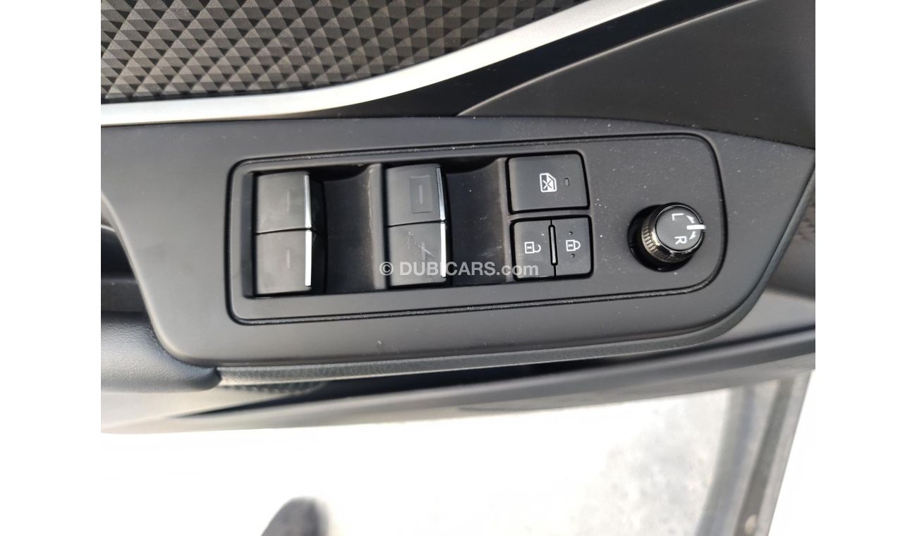 تويوتا CHR CHR Electric Vehicle Basic