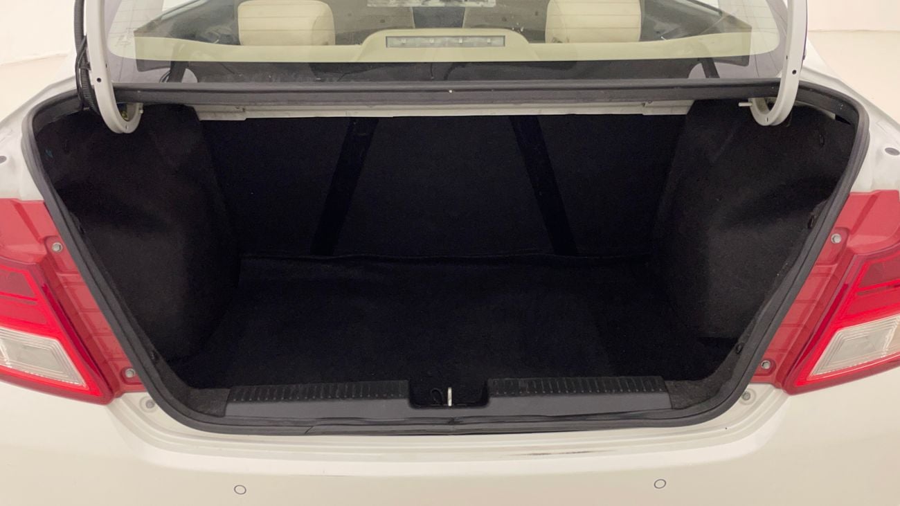 Suzuki Dzire GLX 1.2 | Zero Down Payment | Home Test Drive