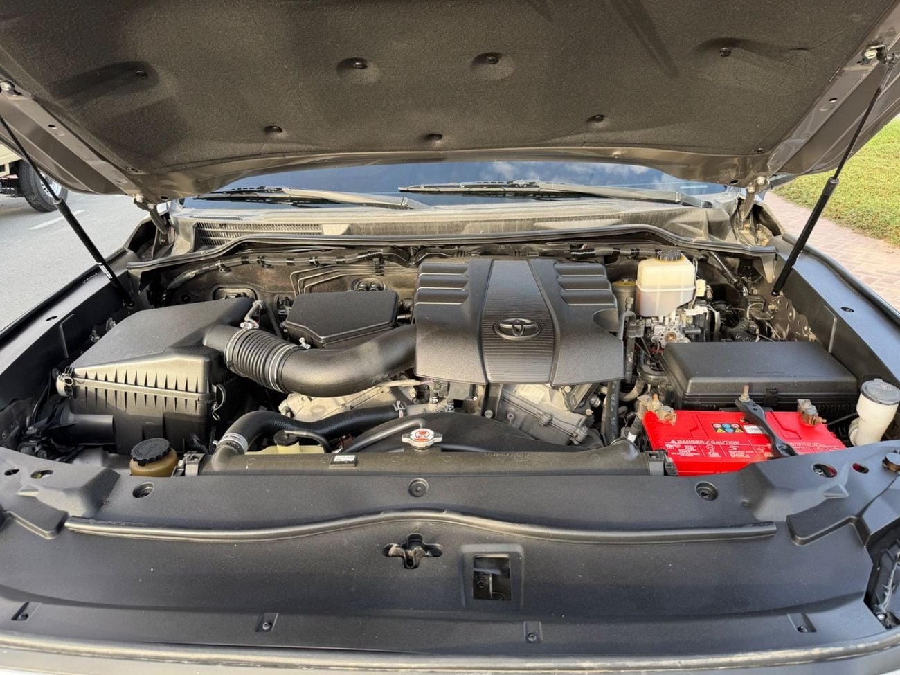 Toyota Land Cruiser GXR+ 4.0L Toyota landcuriser Years GXR 2017 upgrade 2025 full loaded V6 4.0L