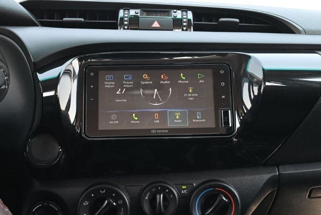 تويوتا هيلوكس Double Cab Pickup DLX 2.4L Diesel 4WD Automatic Transmission