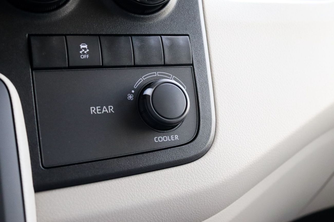 Toyota Hiace 2026 TOYOTA HIACE 3.5 A/T **EXPORT ONLY**التصدير فقط خارج الخليج***