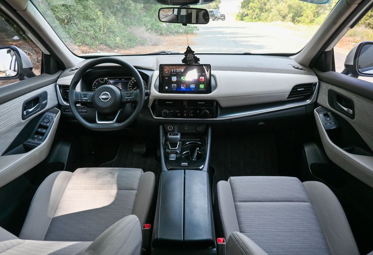 نيسان إكس تريل S 2.5L (169 HP) FWD (5 Seater)