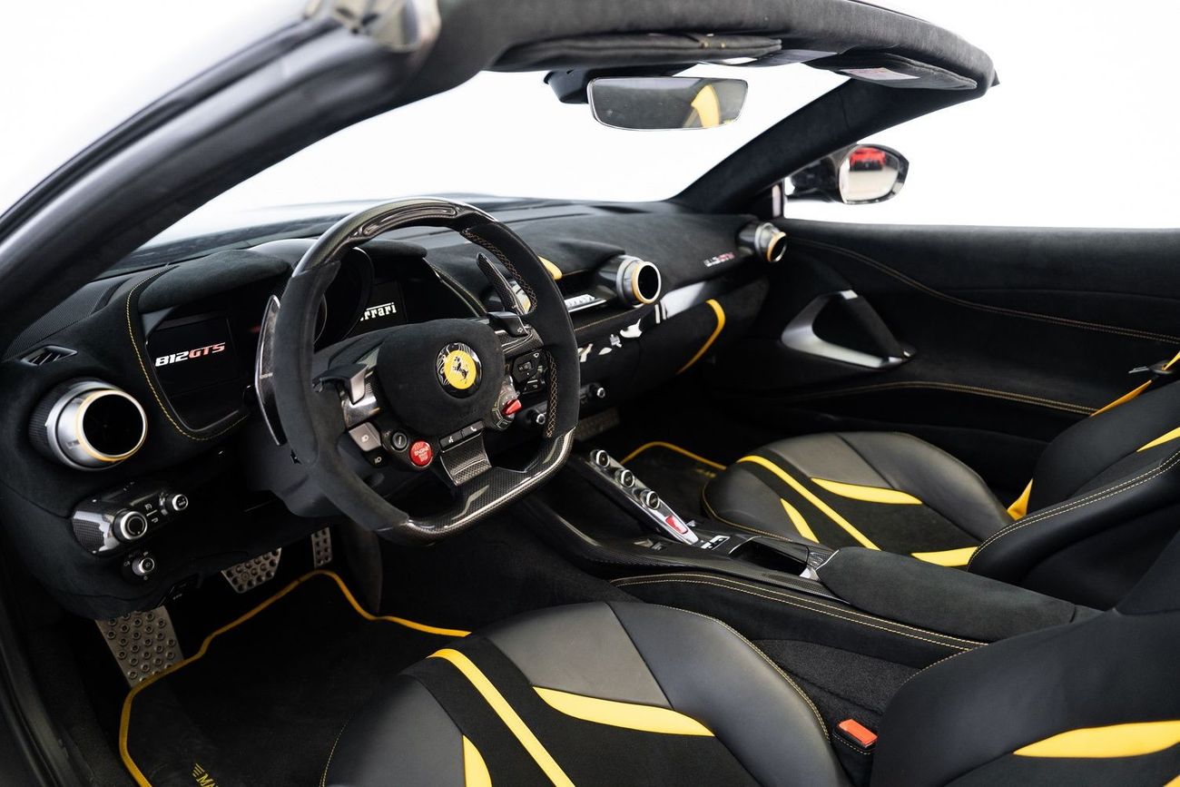 فيراري 812 GTS Ferrari 812 GTS Mansory