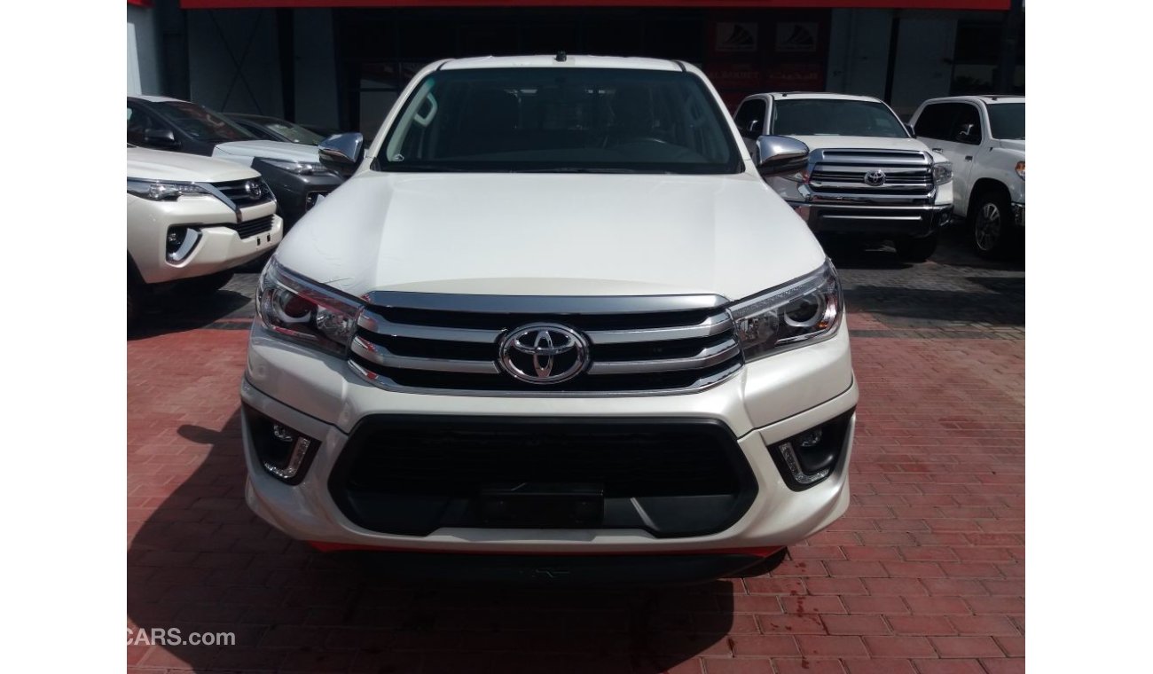 Toyota Hilux SR-5 V6 TRD PICK UP