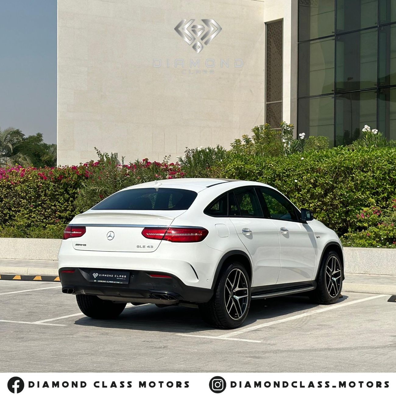 Mercedes-Benz GLE 43 AMG Coupe 3.0L Mercedes GLE 43 AMG Coupe Biturbo Panoramic  Full Option GCC 42,000 KM