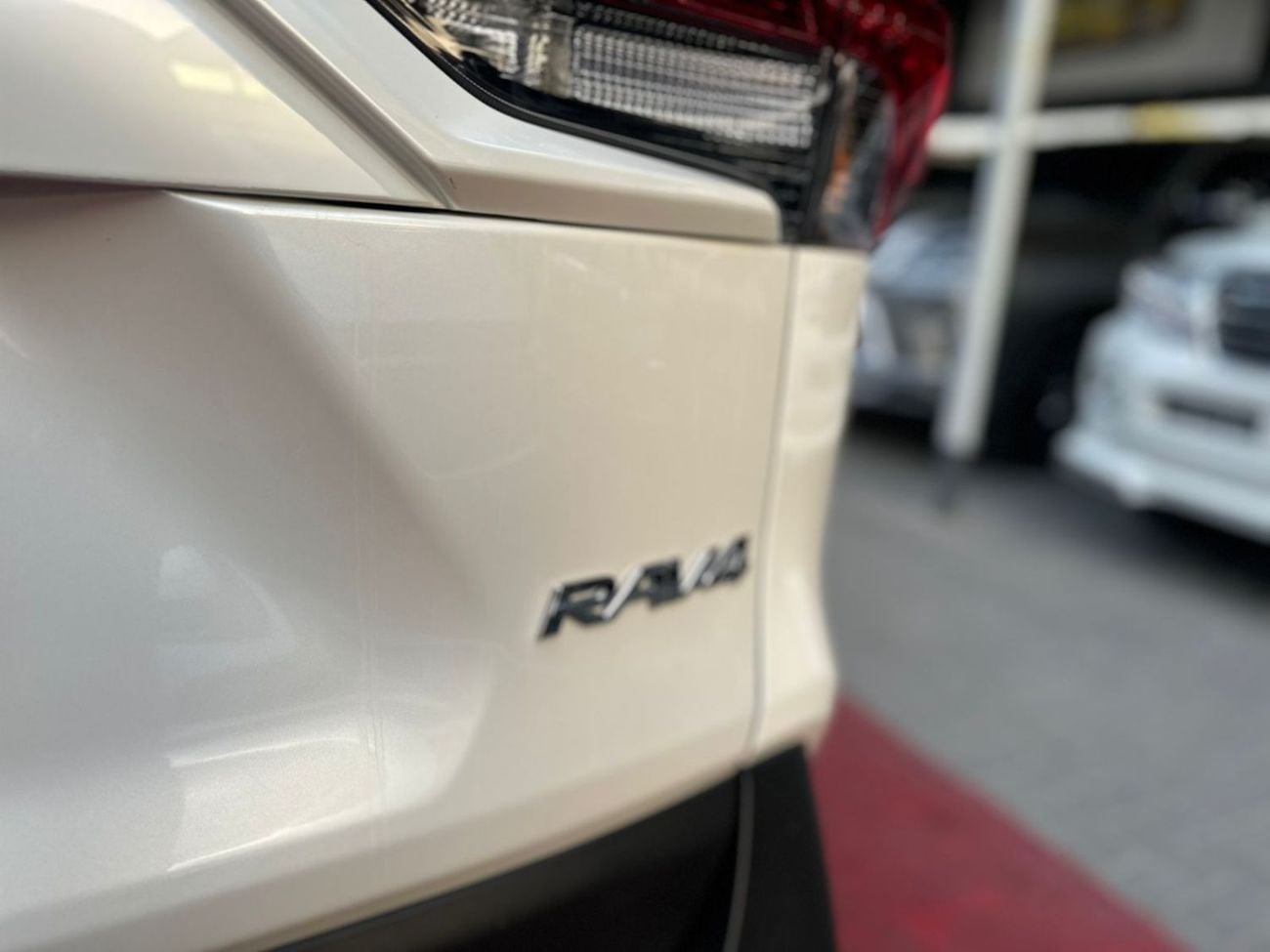 Toyota RAV4 2.5L (2WD)