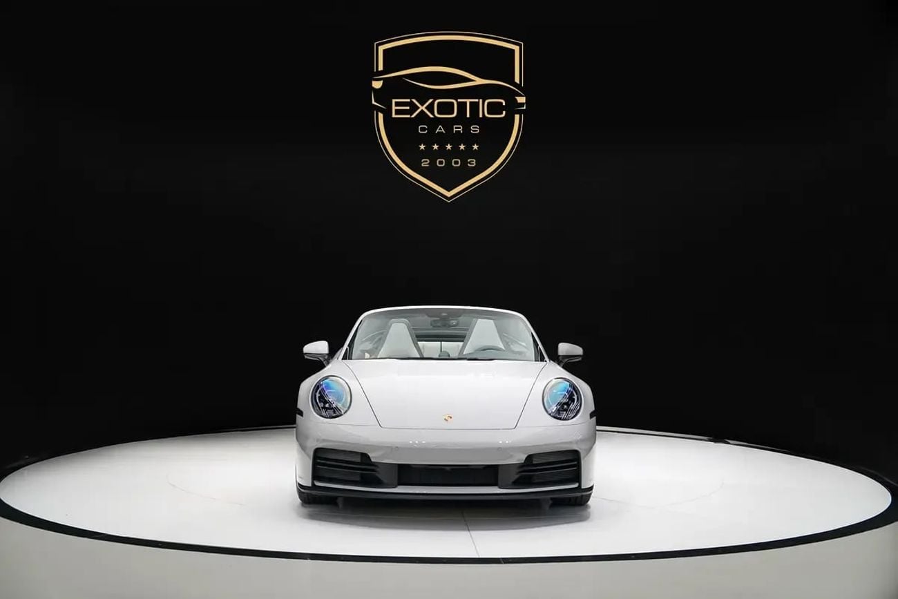 Porsche 911 CARRERA