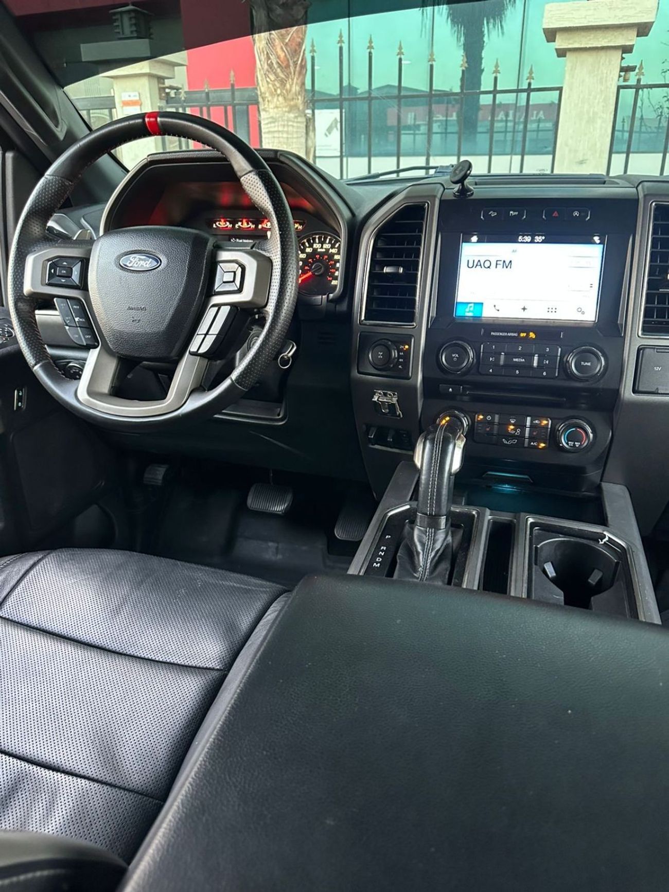 Ford F 150 Raptor خليجي