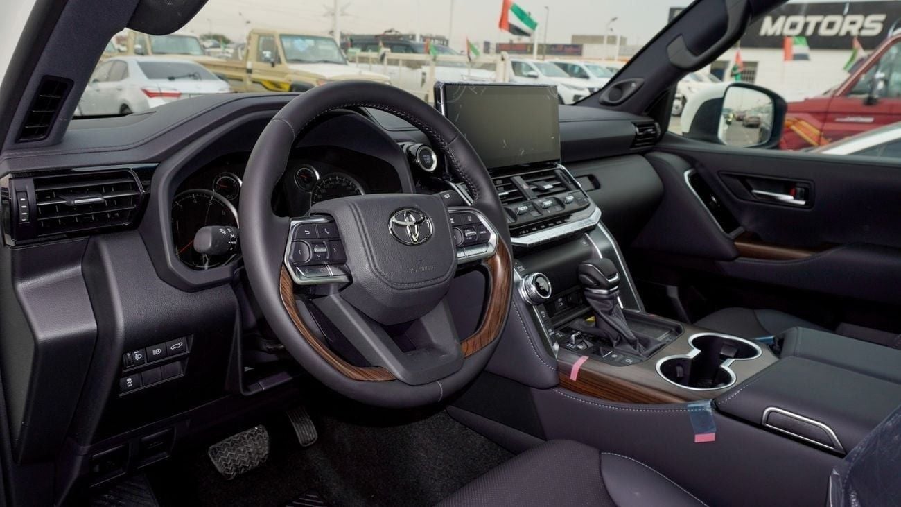 Toyota Land Cruiser GXR 3.5L Twin Turbo Full Option V6