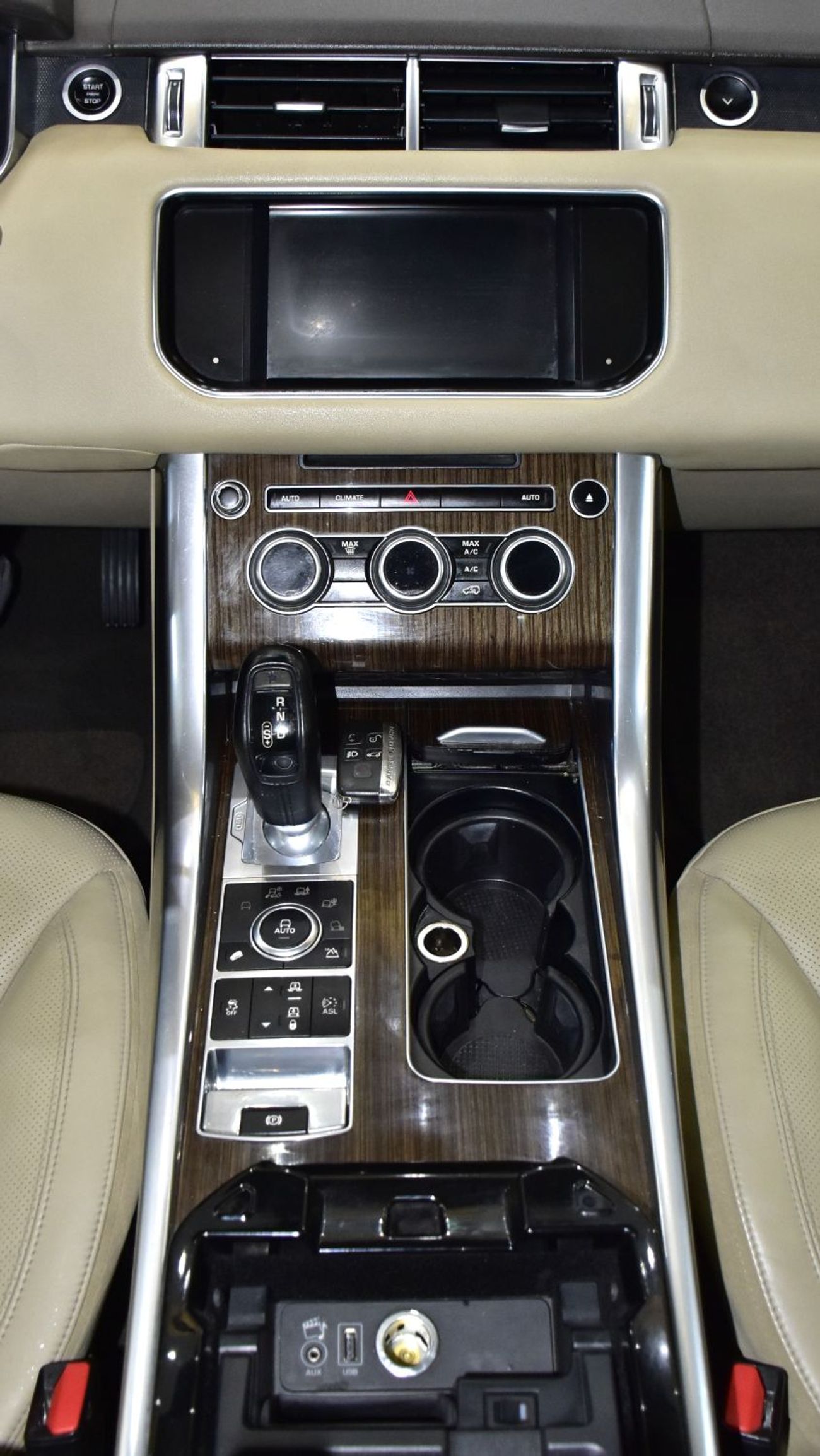 Land Rover Range Rover Sport EXCELLENT DEAL for our Land Rover Range Rover Sport Autobiography ( 2014 Model ) in White Color GCC