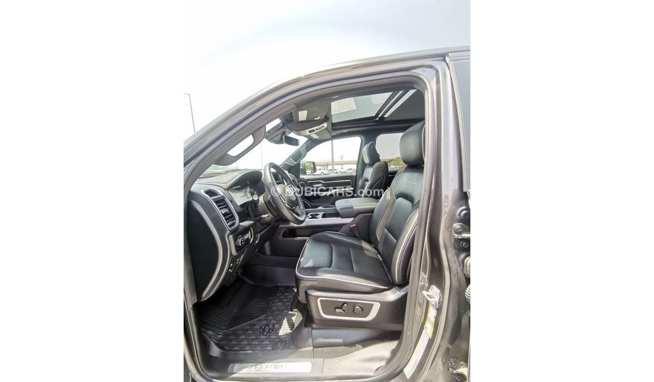 RAM 1500 Dodge RAM Laramie - 2022 - Grey