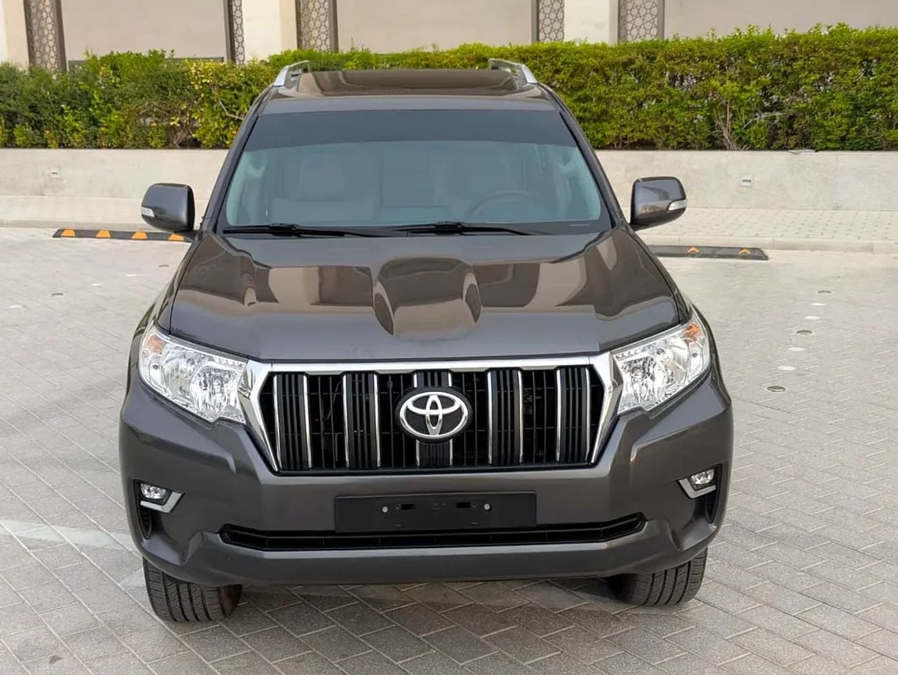 تويوتا برادو TX-L Top full Option V6 4.0L Excellent Condition GCC specs