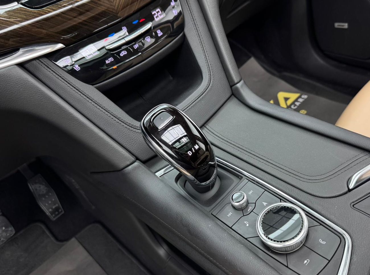 Cadillac XT6 Premium Luxury 3.6L 2020 Cadillac XT6 Premium Luxury, Cadillac Service History, 1 Year Warranty, GCC