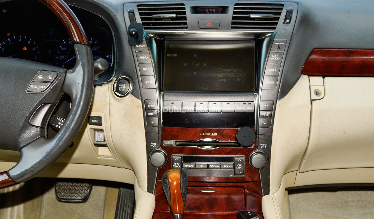 Lexus LS460 Imported 2008 black color inside beige number one leather hatch in excellent condition