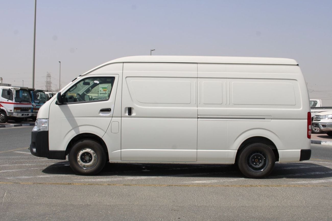 Toyota Hiace DX TOYOTA HIACE 2.7L PETROL 3 SEATER CARGO HIGH ROOF MANUAL